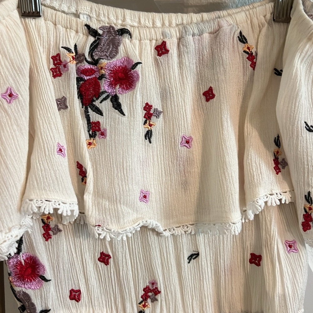 White floral romper - Picture 2 of 4